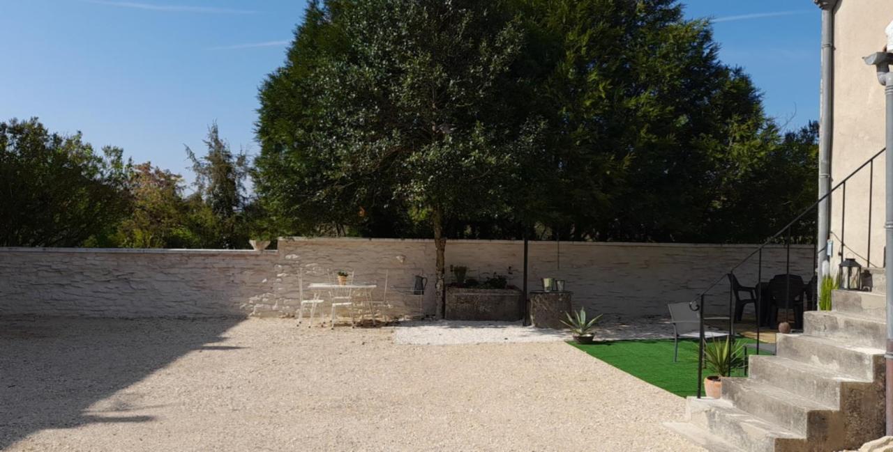 Gite Et Spa 21 Savigny-le-Sec Екстериор снимка